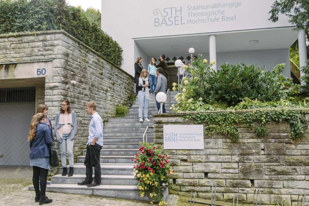 STH Basel Eingang